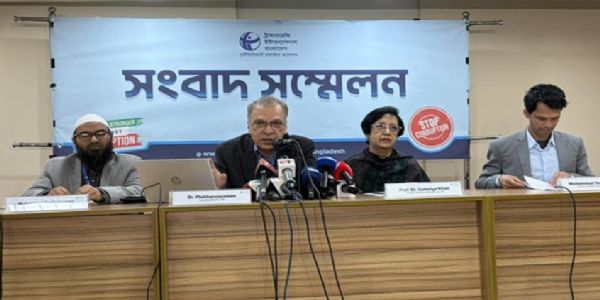 Bangladesh Interim Government Bows to Bureaucratic Might, TIB Charges