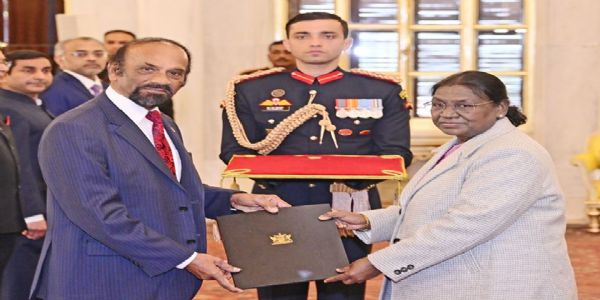 Three Envoys Present Credentials to President Murmu in Ceremonial Rashtrapati Bhavan Meet