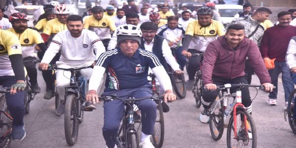 Fit India Sundays on Cycle Revs Up Nationwide: Ministers, Sportstars Pedal for Viksit Bharat in 57th Edition
