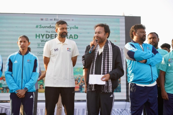 Union Minister of Coal and Mines G. Kishan Reddy flagged off the ride for over 1,000 participants in Hyderabad