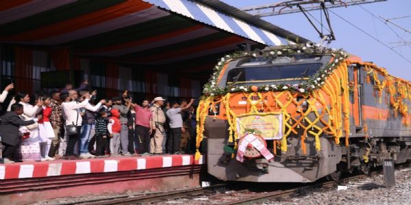 New Trains Get Grand Welcome at Stations Across NFR