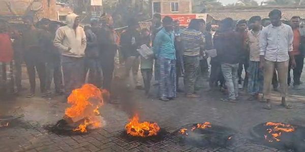 Protest Erupts on Basanti State Highway Over Alleged Harassment During SIR Process