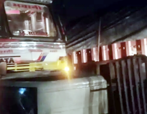 Four Killed, Four Critically Injured as Trailer Ploughs Into Vehicles on Bharatmala Highway in Bikaner