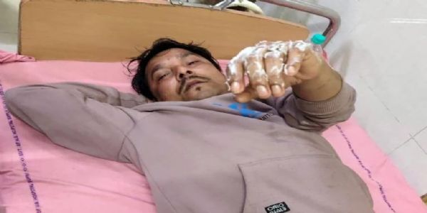 Violence erupts again in Bhangar, TMC worker attacked with bomb