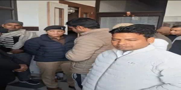 Bodies of five members of same family found in a room in Saharanpur