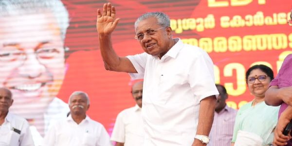 Pinarayi Vijayan urges MLAs to intensify grassroots engagement