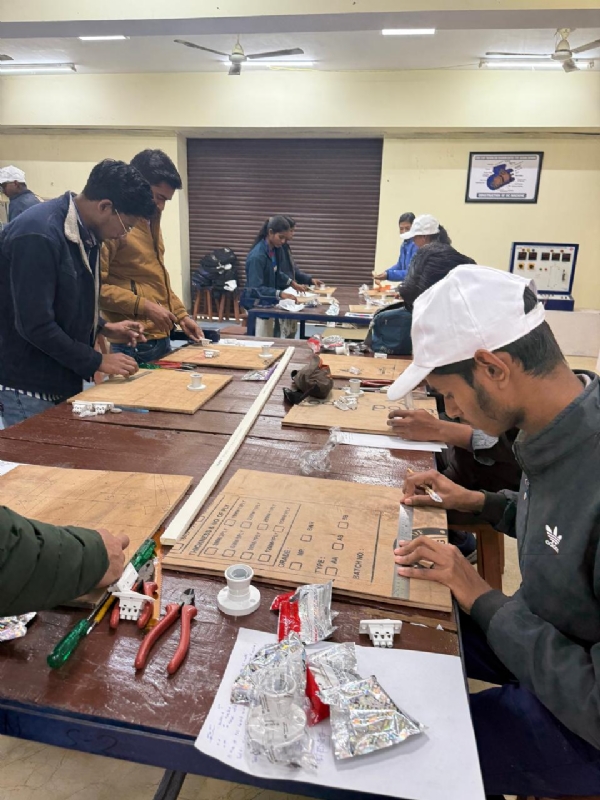 Competitions in 20 key skills held in three phases