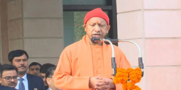 UP CM urges citizens to strive for strong, prosperous & self-reliant India while extending greetings on 77th R-Day