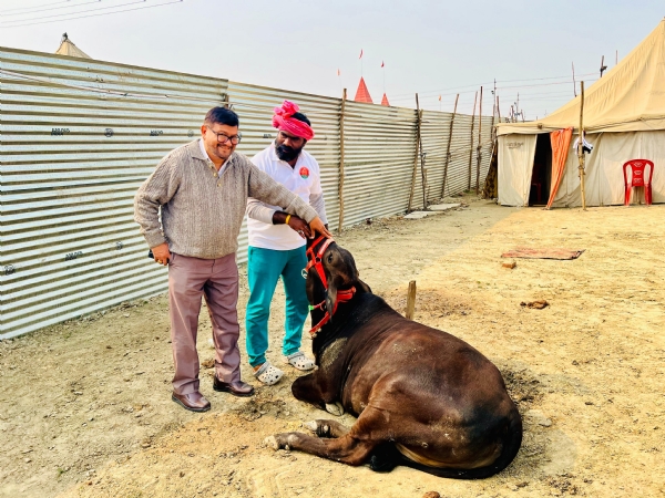 Bishop John Augustine of Lucknow visited the Magh Mela area on Thursday