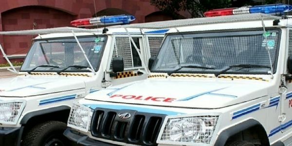 Sub-inspector assaulted by policeman and locals during temple fest