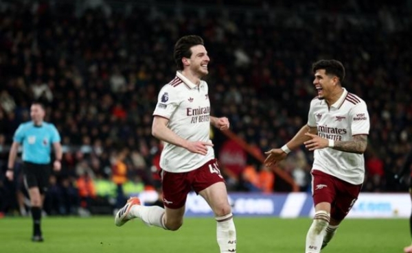 Gunners Extend Premier League Lead to Six Points