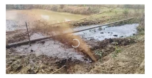 Image of the Oil Pipeline Bursts in Tinkhong, Dibrugarh.