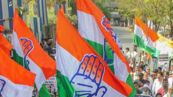 Congress suspends 12 councillors, block president over BJP tie-up in Ambernath