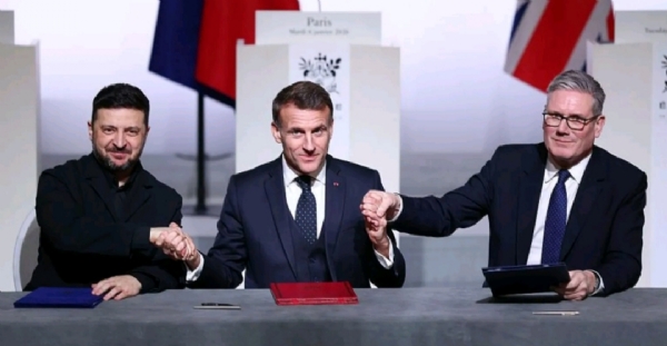 UK Prime Minister KeirStarmer, French President Emmanuel Macron, and Ukrainian President Volodymyr Zelensky