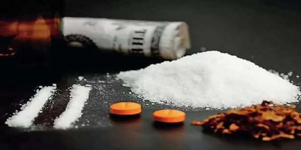 Heroin factory operating on rooftop busted in Murshidabad, four arrested with large quantity of contraband