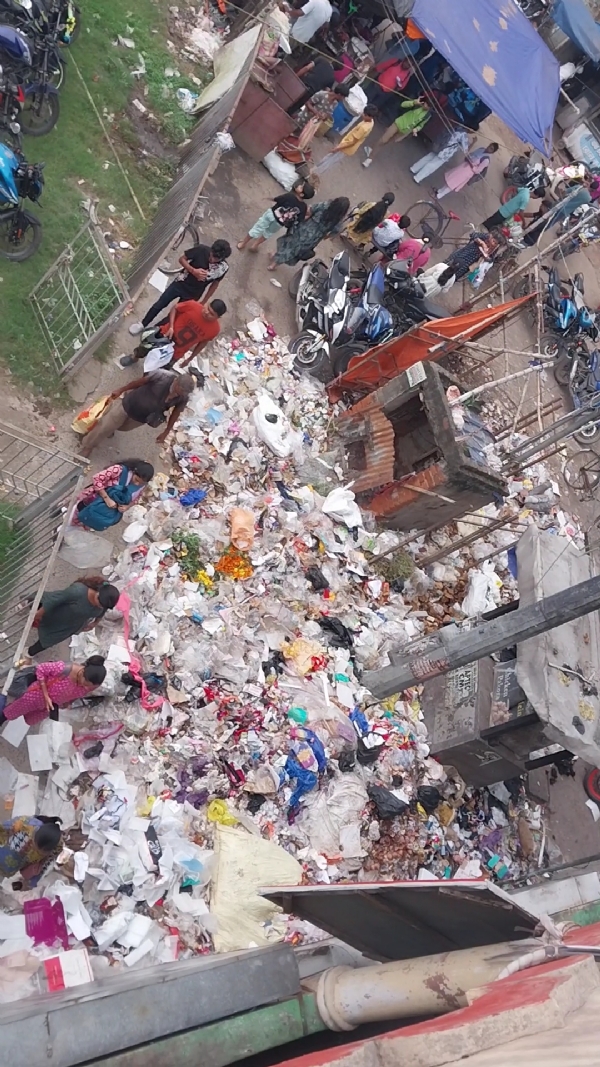The heap of garbage