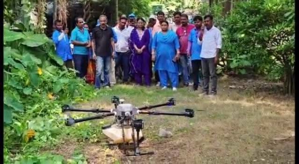 Drone to spray insecticides