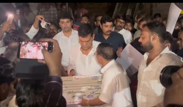 Minister Arvind Kumar Sharma visited the homes of the affected families