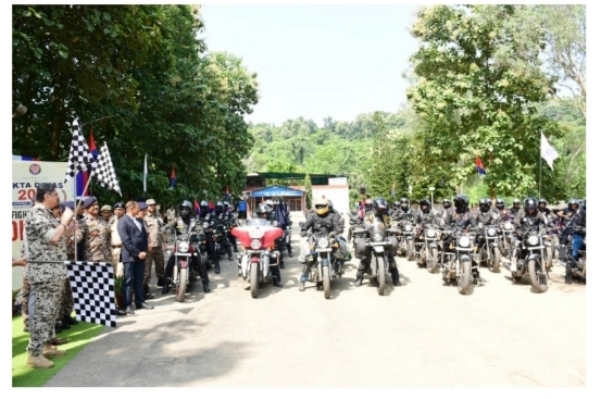 Assam DGP Harmit Singh Flaging Off National Motorcycle Rally to Promote National Unity. Assam DGP Harmit Singh Flaging Off National Motorcycle Rally to Promote National Unity.