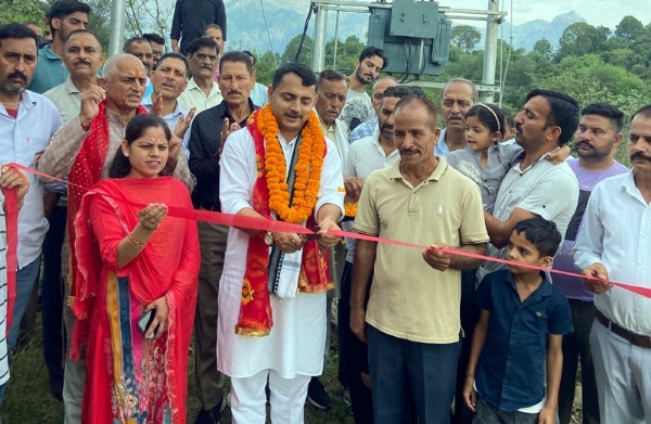 J&K Govt staggers despite voluminous support from Bharat Sarkar: Pathania