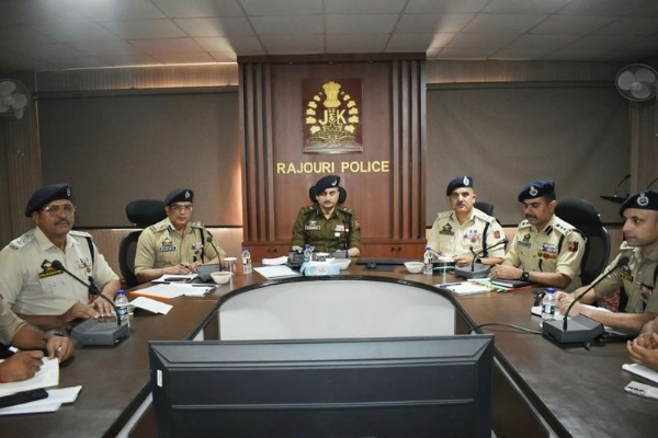 IGP Traffic directs strict enforcement to curb road accidents in Rajouri-Poonch