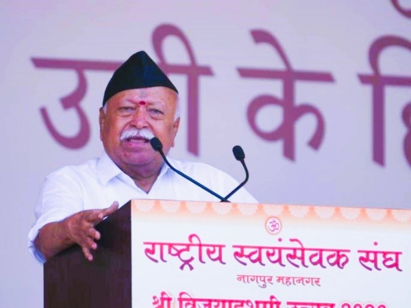 Dr Mohan Bhagwat speaking during Vijayadashami celebrations by RSS in Nagpur