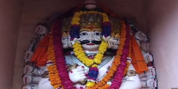 Uttar Pradesh's Unique Dussehra Traditions: Ravana Worshipped in Kanpur, Effigy Taken Away in Vindhyachal