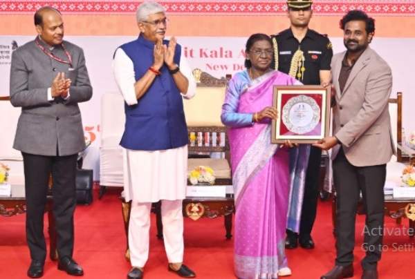President Droupadi Murmu presents the Lalit Kala Akademi Awards to selected artists at the 65th National Art Exhibition in New Delhi on Wednesday. Union Minister of Culture and Tourism Gajendra Singh Shekhawat was also present on the occasion. President Droupadi Murmu presents the Lalit Kala Akademi Awards to selected artists at the 65th National Art Exhibition in New Delhi on Wednesday. Union Minister of Culture and Tourism Gajendra Singh Shekhawat was also present on the occasion.