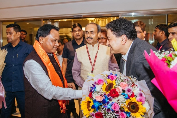 Odisha CM Mohan Majhi Arrives in Mumbai
