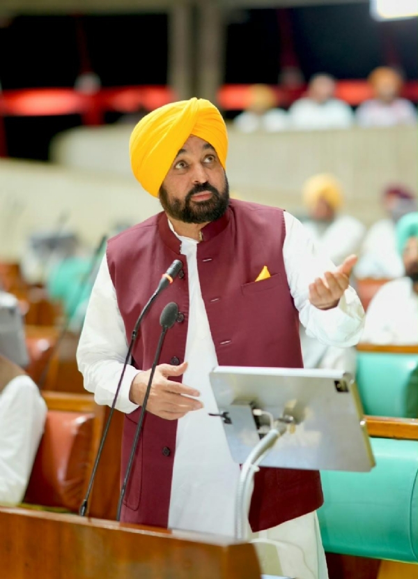 ਮੁੱਖ ਮੰਤਰੀ ਭਗਵੰਤ ਸਿੰਘ ਮਾਨ ਸੰਬੋਧਨ ਕਰਦੇ ਹੋਏ। ਮੁੱਖ ਮੰਤਰੀ ਭਗਵੰਤ ਸਿੰਘ ਮਾਨ ਸੰਬੋਧਨ ਕਰਦੇ ਹੋਏ।