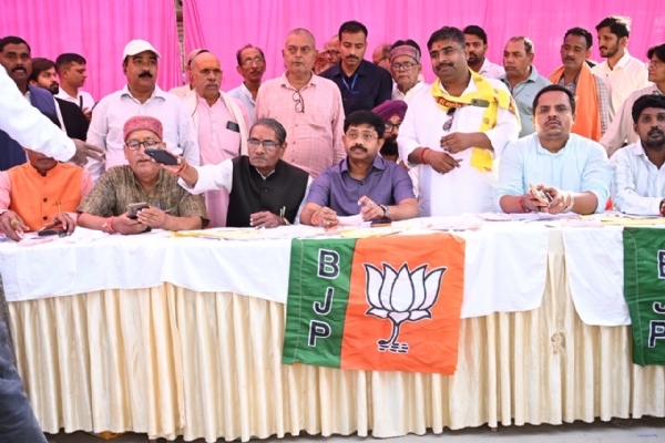 Nand Gopal Gupta Nandi visited eight polling stations on Friday
