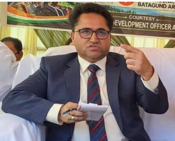 DC ISSUES STRICT WARNING TO OFFICIALS OVER PUBLIC MISBEHAVIOUR