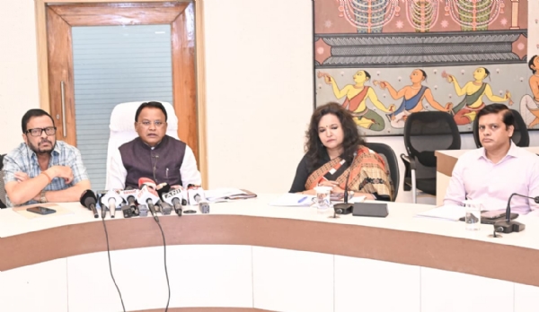 Odisha Chief Minister Mohan Charan Majhi reviews preparedness to tackle the possible cyclone at Lok Seva Bhawan, Bhubaneswar,