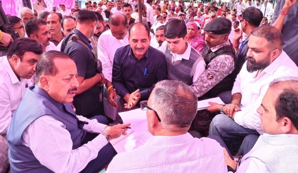 Dr Jitendra Singh Holds Public Darbar At Village Chakra In Hiranagar, Several Issues Resolved On Spot
