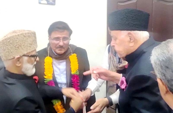 Farooq Abdullah Reaches Out To Mubarak Gul After Cabinet Snub, Appoints General Secretary