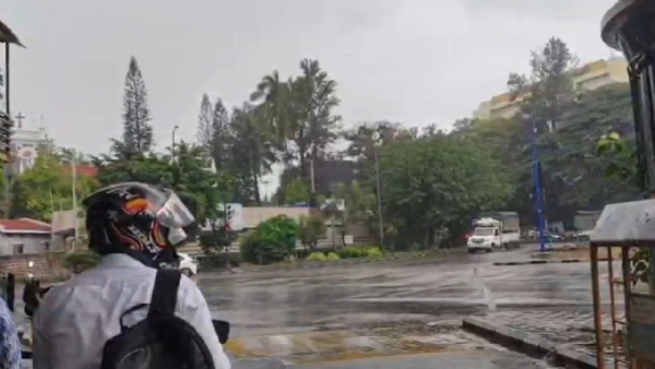 Bengaluru Sudden Rain Yellow Alert Until October 26 as IMD Warns of Thunderstorms