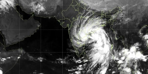 Updates : Cyclone Arnab Continues Landfall Along Andhra Coast, Flash-Flood Alert in 15 Districts