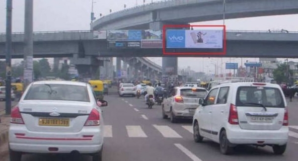 an additional lane of road will be constructed near the CTM Expressway
