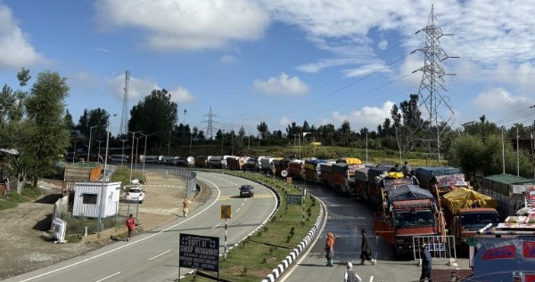 Srinagar-Jammu Highway To Witness Traffic Curbs For Two Days
