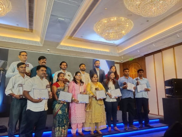 Uber felicitated drivers for their long-standing association with the platform, the highest kilometres driven, and the greatest number of five-star trips completed. Uber felicitated drivers for their long-standing association with the platform, the highest kilometres driven, and the greatest number of five-star trips completed.