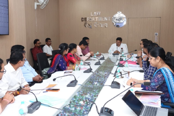 Minister Prithviraj Harichandan Reviews Piped Water Projects in Khordha