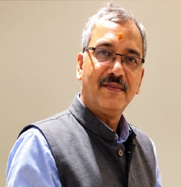 डॉ मयंक चतुर्वेदी डॉ मयंक चतुर्वेदी
