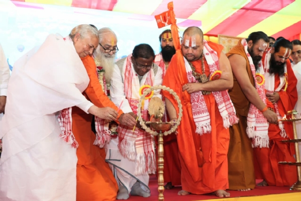 Image of the Governor Attending Sant Mahasammelan in Guwahati.