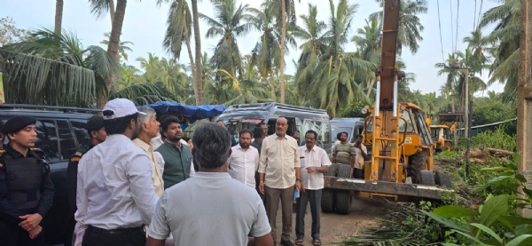 AP CM Chandrababu Naidu survey in cyclone affected regions AP CM Chandrababu Naidu survey in cyclone affected regions