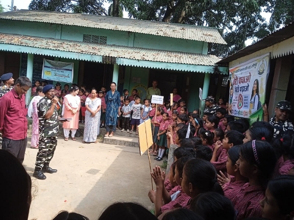 Image of The 1st Battalion of Sashastra Seema Bal (SSB), Sonapur, organising awareness programme. Image of The 1st Battalion of Sashastra Seema Bal (SSB), Sonapur, organising awareness programme.