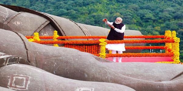 PM Modi Honours Sardar Patel’s Legacy of National Integration on 151st Birth Anniversary