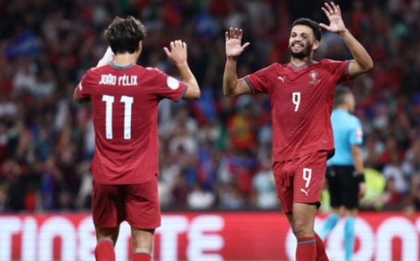 Gonçalo Ramos, who scored for Portugal, on the right.