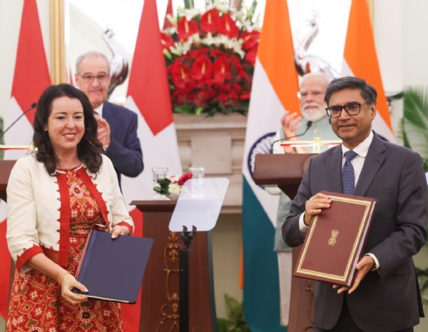 The Prime Minister of India and the President of Switzerland witness the exchange of agreements during a Joint Press Statement.