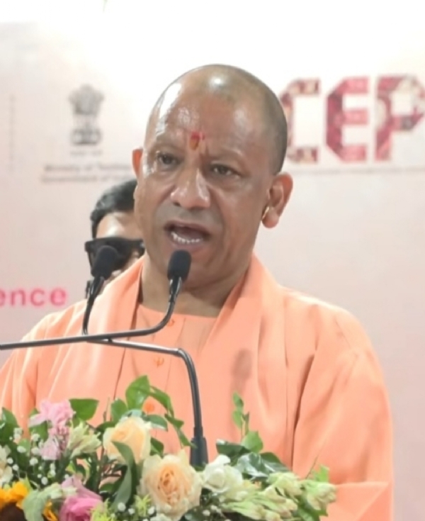 UP CM in Bhadohi for inauguration of Golden Jubilee edition of India Carpet Expo