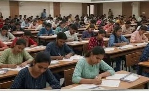 TAT HS main exam begins in two shifts across the state TAT HS main exam begins in two shifts across the state